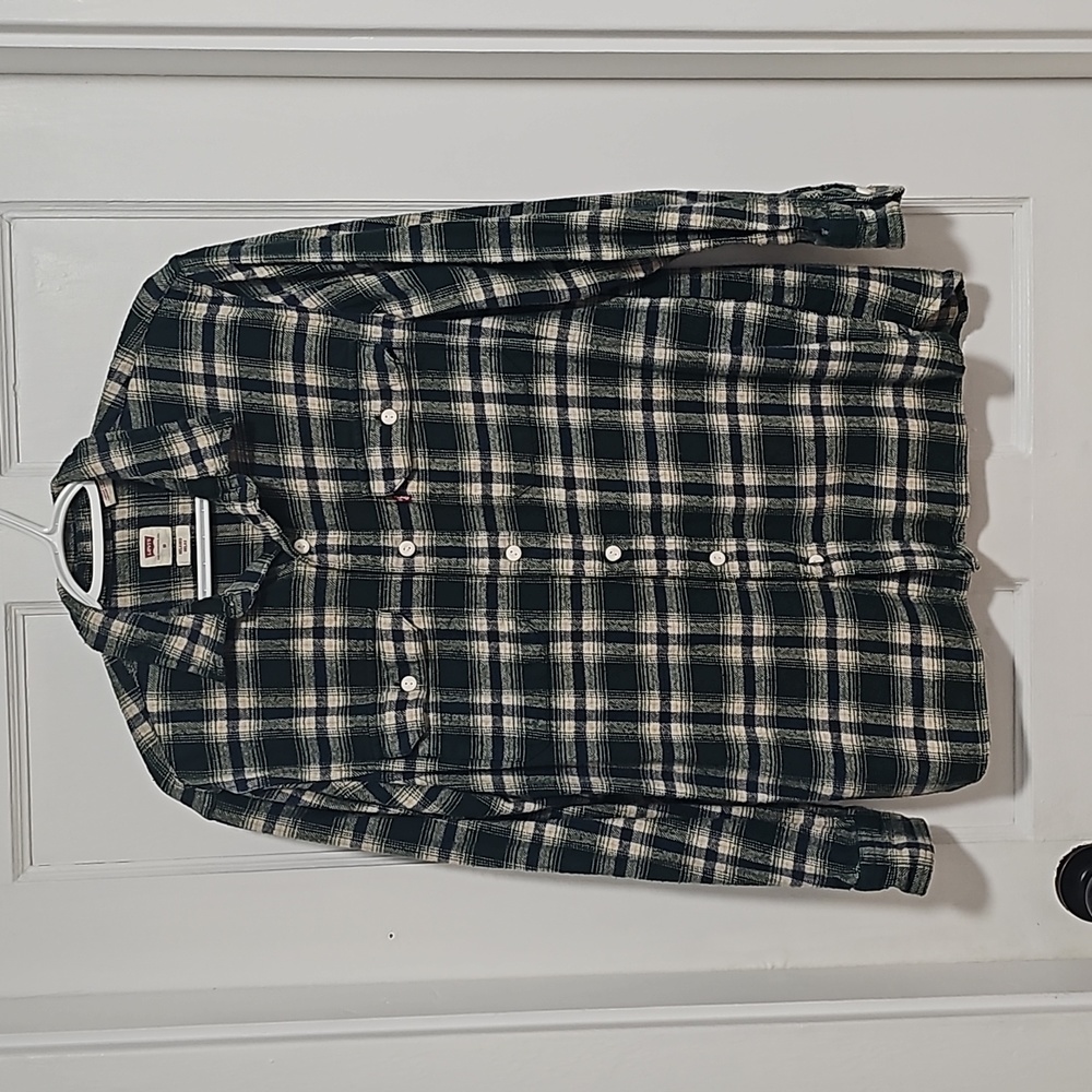 Levi's Relaxed Fit Plaid Casual Button Down - Size Medium - Green